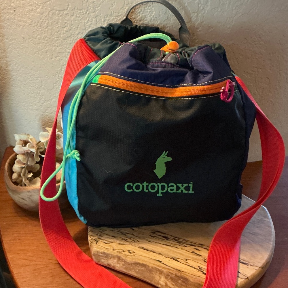 Cotopaxi Luzon crossbody bag